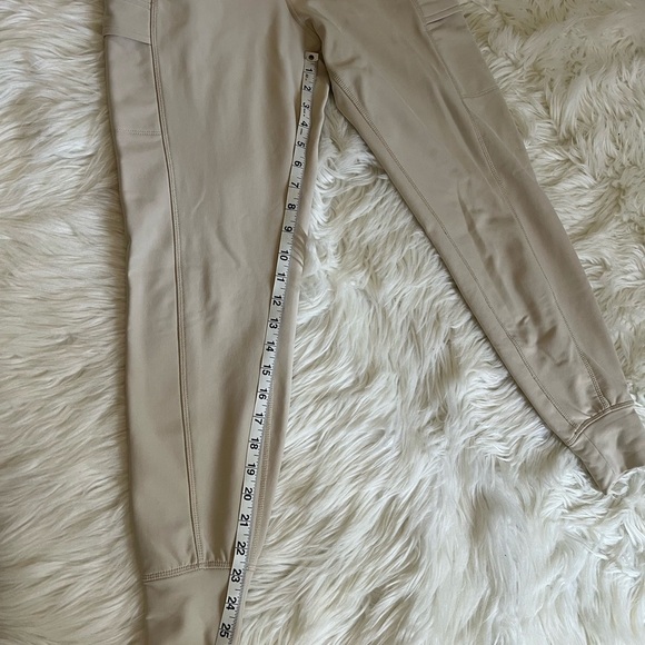 Old Navy Active Women's High-Rise Jogger Pants - Picture 6 of 11